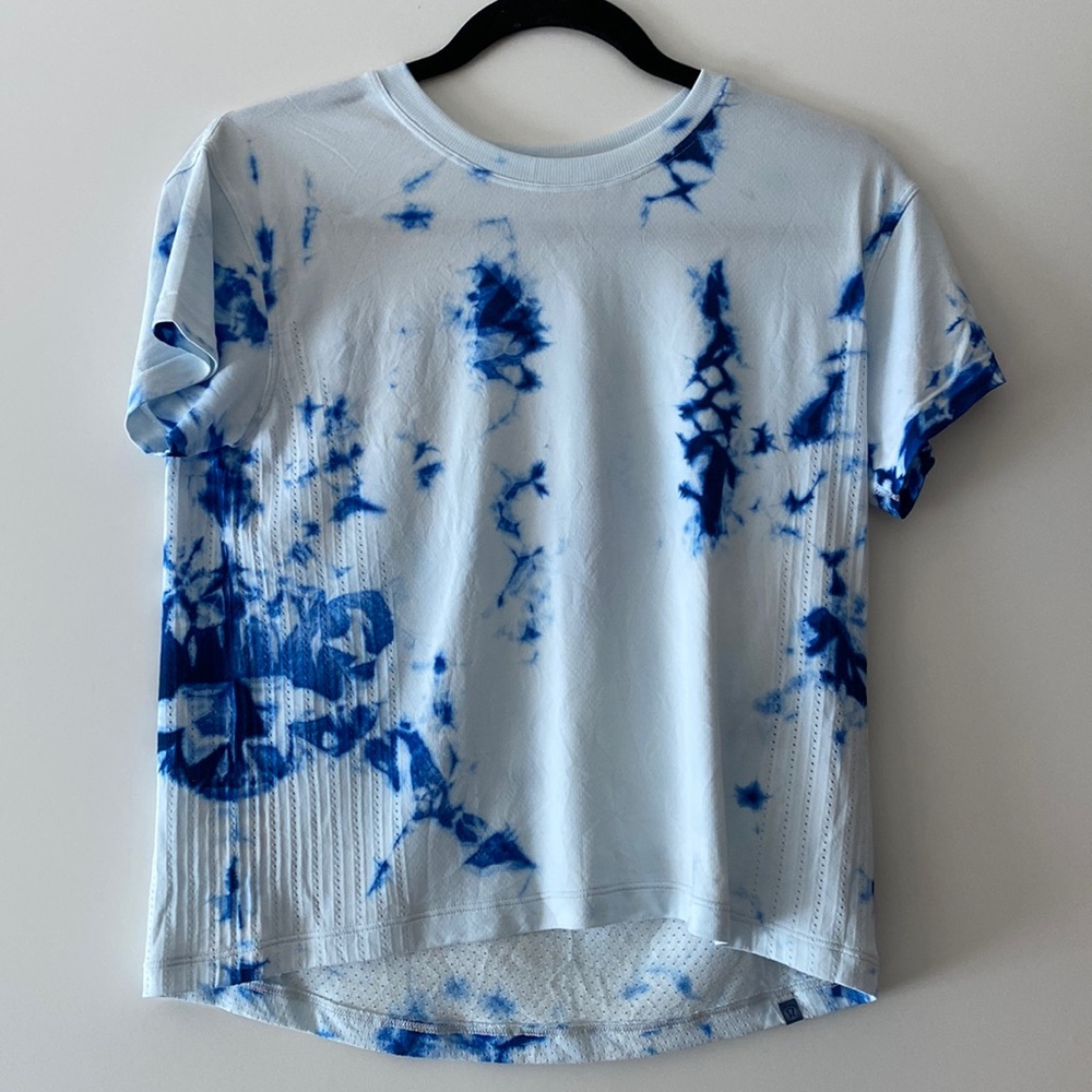 Lululemon Train to Be Short Sleeve